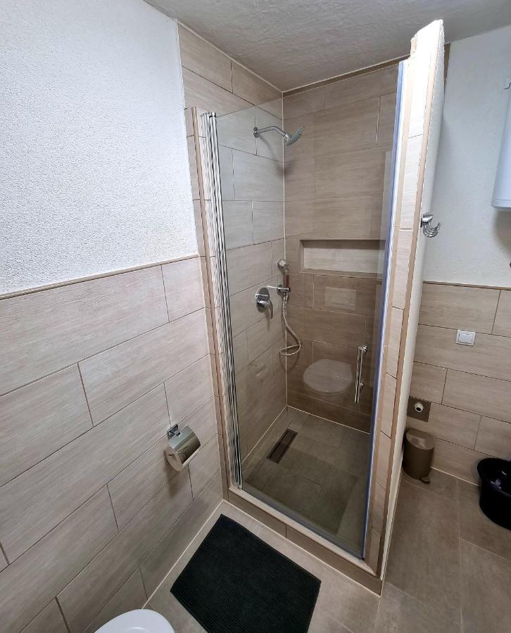 פורץ Apartment Villa Engel With Pool מראה חיצוני תמונה